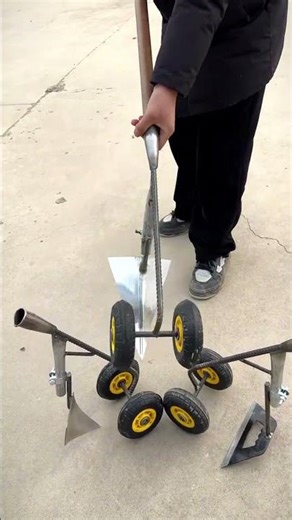 Manual Wheeled Trencher: The Ultimate Garden Tool 🛠️