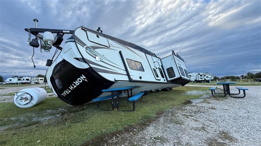 1 person killed in North Texas storms that toppled RVs, RV park manager confirms
