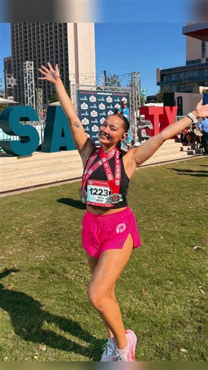 Marathon recap! It was amazing to see so many runners crushing there goals and getting out there and doing there thing! If you yelled at our tent that was Doc’s family Chearing yall on!