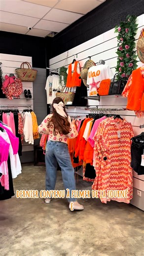 Premier vlog, premier plongeon dans mon quotidien chez LADC ! 👋 Entre messages clients, débriefs d’équipe et idées de looks, je vous montre tout 🎥✨ Tu veux voir les coulisses d’un job passion dans le monde de la mode ? C’est par ici 👇 Quel aspect tu veux voir dans le prochain épisode ? #vlog #LADC #danslescoulisses #lookdujour | LADC