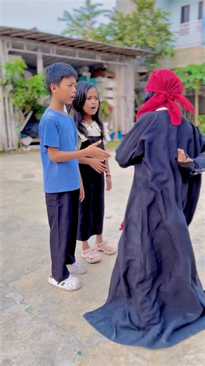 Baru juga lebaran udah nyebelin😡 #viralvideo #comedy #trendingshorts #funny #lucu #shortvideo