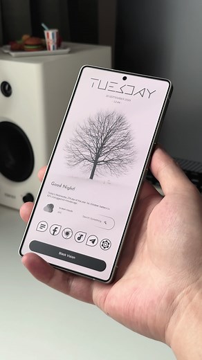 Diseño de Pantalla de Inicio en Blanco y Negro