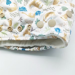 [Hot Item] Baby Daily Necessities Baby Print Adult Diaper Innovative Cloth Baby Diaper