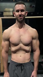 Beginner vs Advanced Muscle Control #musclecontrol #gym #bodybuilding