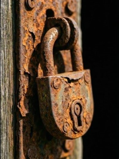 Door lock 🔐 rush remove #remove #rust #fyp #beforeandafter #transformation