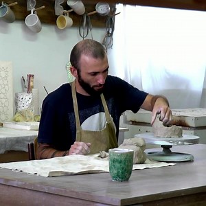 253 reactions · 16 shares | Learn how to make your own pottery online. Pottery is a fun, creative outlet that can be enjoyed by anyone. Join our online pottery workshops and learn how to make your own ceramic pieces. | The Ceramic School | Facebook