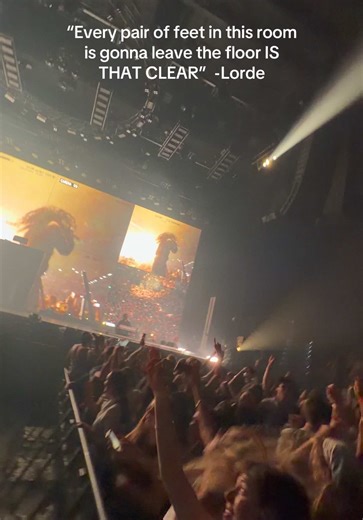 My feet HURT from jumping so hard the entire show 😭 #ultrasoundtour #lorde #brisbane #concert