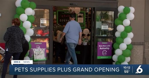 Brand new Pet Supplies Plus store in Moore Plaza embraces community as neighbors