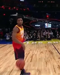 Donovan Mitchell went full Vinsanity. | SportsCenter