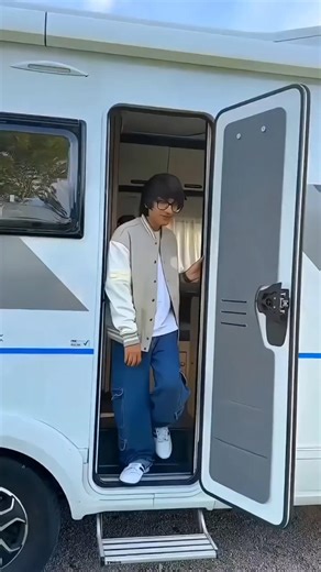 Saurav Joshi vs mr indian hacker | #sauravjoshivlogs #mrindiahacker #shorts #short