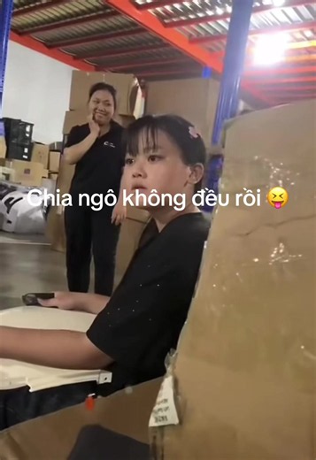 Mèn Mén nổi giận vì chia ngô không đều