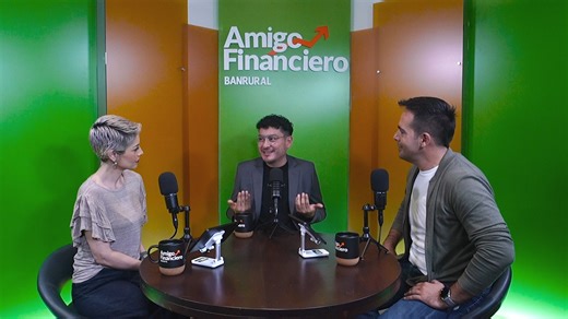 7.8K views · 358 reactions | Asignarle el precio adecuado a tu producto o servicio, mejora tus ganancias, te permite competir de manera más efectiva en el mercado y te ayuda a mantener la rentabilidad a largo plazo. 滋️ Descúbrelo cómo calcularlo en este episodio de #AmigoFinanciero, con nuestro invitado experto, Geovanni Pérez, desde Quetzaltenango.​ #emprendimiento #negocios #Banrural #FinanzasPersonales | Banrural Guatemala | Facebook