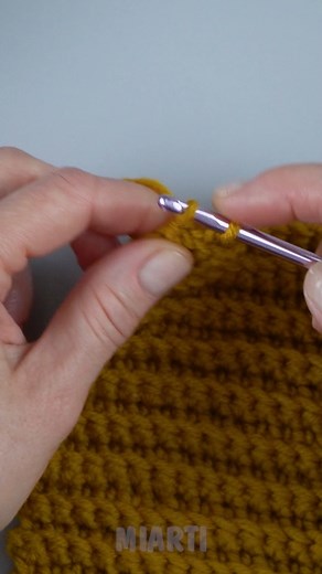 6.6K views · 63 reactions | Comment crocheter un bonnet facilement – tutoriel pour débutants ! | Miarti - Crochet et Tricot | Facebook