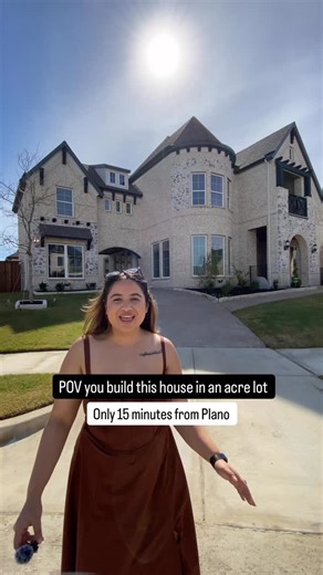 If you’ve been searching for a luxury custom home with land in Texas, this is it! Drop “ESTATE” below for me to message you. True estate-style living on acreage where privacy, design, and space come together. ✔️ Custom architectural design ✔️ 4,500 Sq Ft ✔️ 4 Bedrooms ✔️ 4–6 Bathrooms ✔️ Expansive one-acre homesites ✔️ Elevated finishes & chef’s kitchen ✔️ Peaceful setting with convenient access to major North Texas cities Luxury homes with land this close to the metroplex are rare and land near