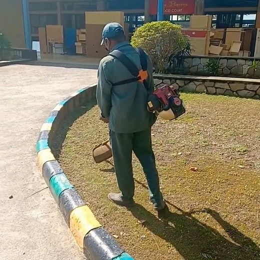 Grass Cutting Machine | 2s petrol driven brush cutter