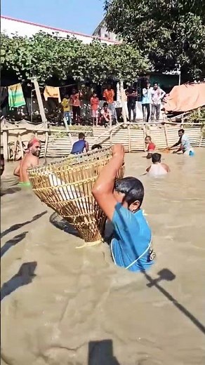 Years-old monster-shaped fish being caught in fishing traps🔥‪@RAWWFishing‬ #fish #shorts 🐋🐳❤️