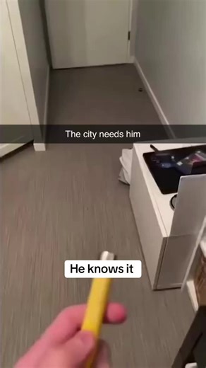 It’s his sign #cat #foryou #batman