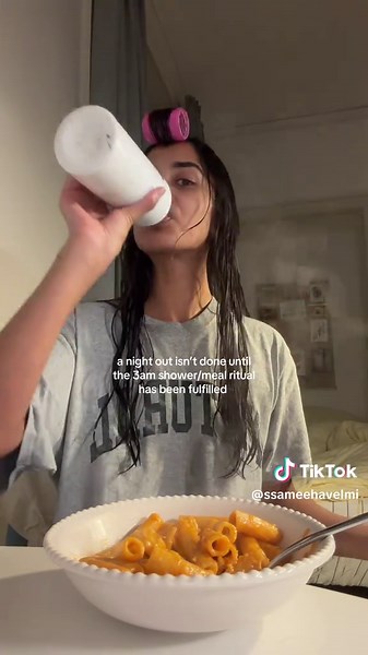 no better feeling than getting into bed clean and satiated | shower