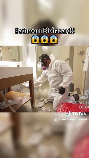 Bathroom Biohazard!! 😨😨😨 #cleantok #cleaning #cleaningtiktok #cleanwithme #crime #crimescenecleaners #crimescenecleaning #foryou