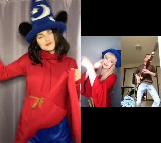 Sorcerer Mickey ❤️✨💫💙 Can we get a chain? 🤩#duet with @southernrosecosplay #cosplay #mickey #disneycosplay #fyp #sorcerermickey #fantasmic #disney