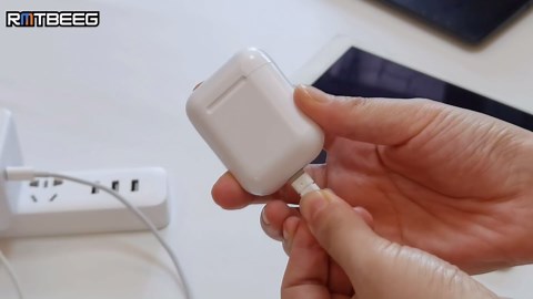 Universal Travel Adapter, International Power Plug Adapter with 3 USB-C & 2 USB-A Ports, All-in-One Worldwide Wall Charger for US EU UK AUS, Compatible with Type C/G/A/I Plugs for Travel