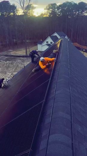 Normal day as a roofer 😂 | Brick builder