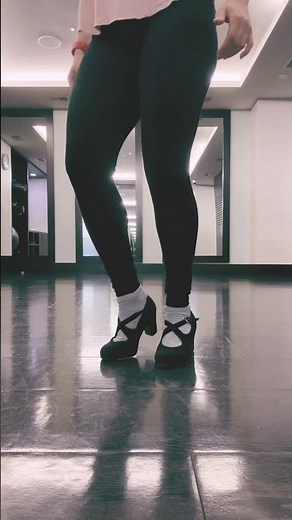 How Fast Can You Tap? Flamenco Footwork!
