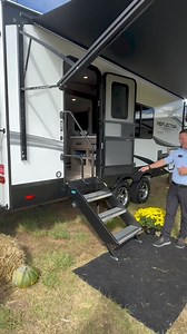 Nate walks us through our 22RK 100 Series Reflection Fifth-Wheel! Just some of his favorite features include: • full length awning • @morryde CRE3000 Suspension • heated & enclosed underbelly • full bedroom, bathroom & refrigerator access while the slide is in • soft close cabinet doors And that’s just a few! Check out the full video to find out what other features the 22RK has to offer and contact your local dealer to see it in person! #gdrv4life #granddesignrv #rvfloorplan #fifthwheel #rvtrave