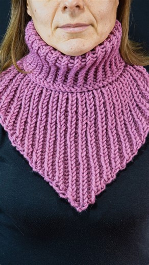 115K views · 824 reactions | The simplest knitted snood/scarf quickly...