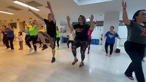 25K views · 1K reactions | Kaka main salah  Sală nouă în Sector 4!!! Înscrieri la tel. 0729557972! | Andrei Osanu Dance Videos | Facebook