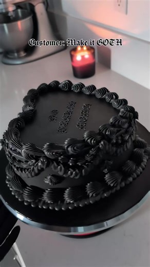 How to Decorate a Gothic Cake Step by Step