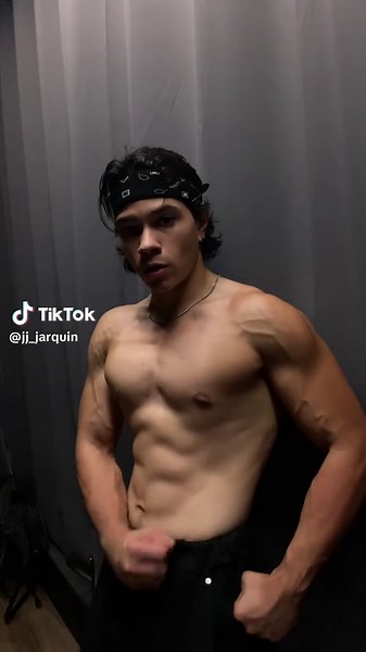 Posing Moves for Bodybuilding Beginners