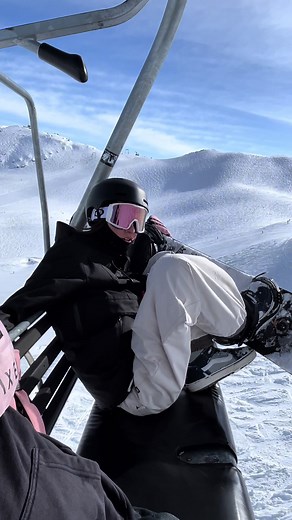 totally fine 😅 #bardown #skilift #chairlift