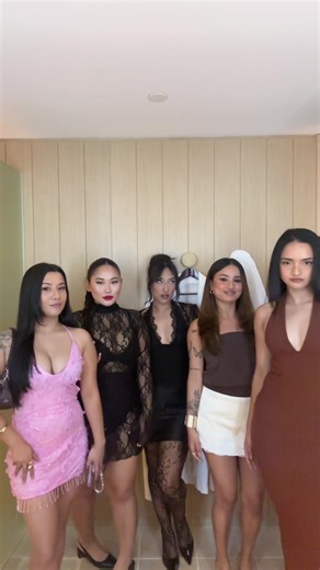 Exploring the Variations of a Popular Trend