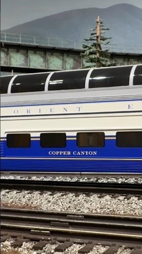 The American Orient Express + Santa Fe Blue Bonnet! #lioneltrains #trains #modeltrains