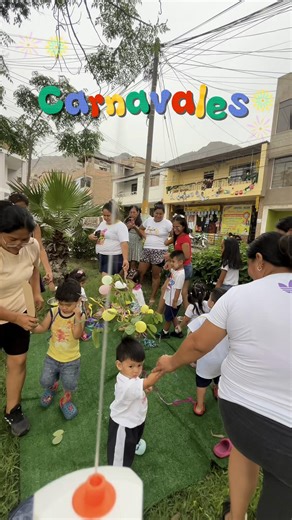 Mini carnavales con nuestros peques💦👶🏻 (Grupo Estimulación Temprana al aire libre 🥰). Sé parte de nuestras sesiones al aire libre con Miss Nicole🤗. 📲contáctanos: 967709326 #carnavales2026 #minicarnaval #yunza🎊