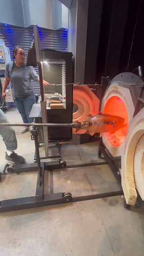 Enjoy the real audio as we take this giant glass bass off the pipe and load it into the kiln! Flint Institute of Arts | Garmezy Glass