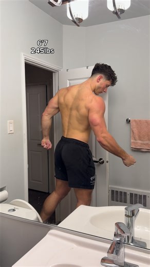Brian Wallack on Instagram: "25% off @gymshark with CODE BWALL 🤩"