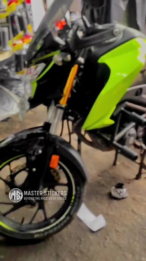 Custom Stickers for Honda CB Hornet 160R in Sri Lanka