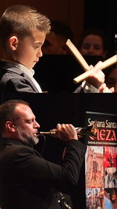 238K views · 20K reactions | 論¡Que honor y alegría poder compartir escenario con el gran Hugo Molina en su primer concierto!  Gracias por la oportunidad y por la energía que nos brindaste. Estoy seguro que es el comienzo de algo épico. ¡A seguir soñando! Muchísimas gracias de corazón ❤️ Gracias por hacerlo posible @jhpcieza @bandadearmilla | Dani de Baza | Facebook