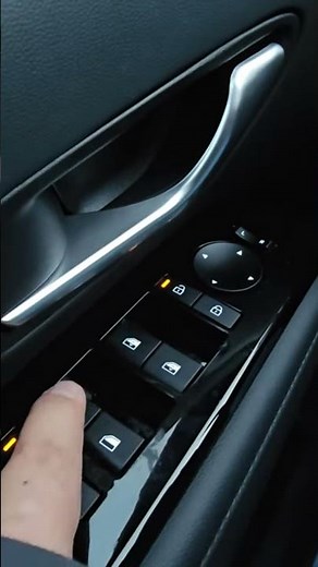Driver's Door Controls Explained! Windows, Mirrors, & Locks on Your 2024+ Hyundai (ccNC)