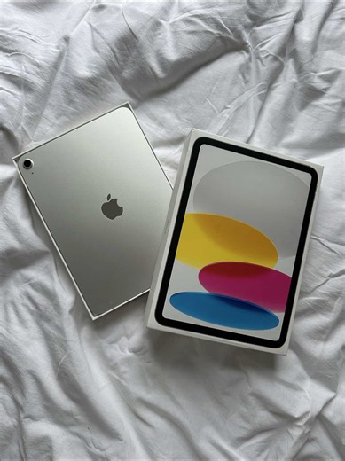 Apple iPad Unboxing and Luxury Gadget Review