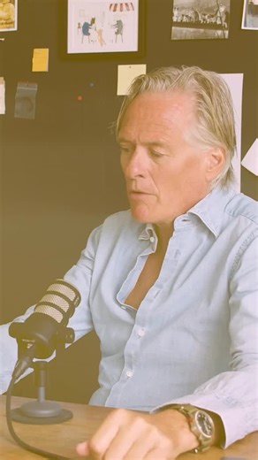 Holland Gold on Instagram: "Waarom gaat jouw geld naar Italië? - 🎧 Luister naar de meest recente aflevering van Holland Gold Interviews op YouTube, Spotify, Google Podcasts en Apple Podcasts. 🎙️In Holland Gold Interviews worden er wekelijks verschillende economen en experts op macro-economisch gebied geïnterviewd. Het doel van de podcast is om de kijker een beter beeld en houvast te bieden in een steeds sneller veranderend macro-economisch en monetair landschap. 🔵 Link in bio voor al onze kan