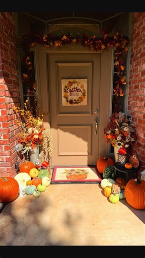 I love fall. It’s easily the best day of the year. If you live in Oklahoma you will get that joke. If you want your porch decorated for fall and don’t have the time or eye for where things should go I’d love to help! Cost of materials, using what you already have, and time. Booking Sep- Nov.