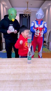 Paper Draw Challenge This Is Too Hard! #challenge #Funnyfamily #Partygame | Family Games Media