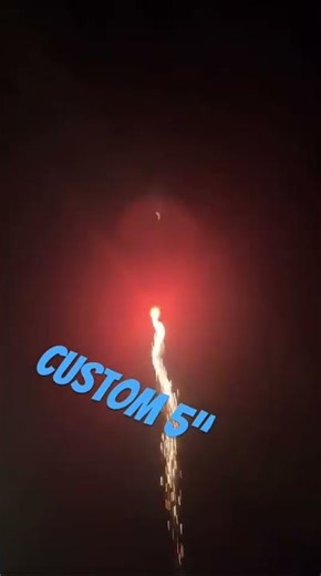 #best #fireworks #pyrotechnica 5”shells canister #canistershells #pyro #strobes #happynewyear