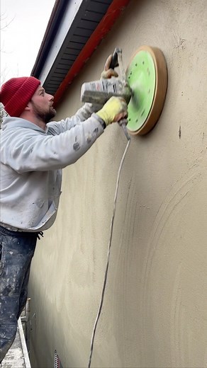 5.7K views · 36 reactions | Creating flawless surfaces. In Preperation for silicone texture ☝️ #mrsmoothplastering #krend #specialists #renderingfacade #stucco #surfaces #smooth #flat #worksmarter #relaxing #trusttheprocess #theraputic #satisfying #ewi #silixonerender #refina #plastering #rendering #winter | Mr Smooth Plastering Ltd | Facebook