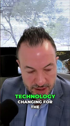 DXC & Services Giants: Downsizing Amid Tech Turmoil? #shorts