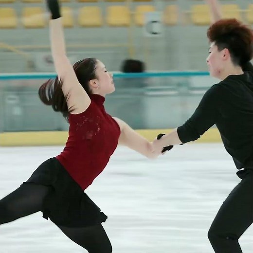 仲間も涙した、先陣を切ったアイスダンス。吉田唄菜選手 森田真沙也選手