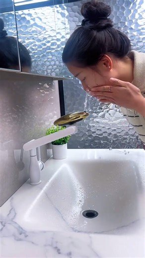 💧 Innovative Design Meets Ultimate Functionality! 💧 Our cutting-edge faucets bring both style and convenience to your bathroom or kitchen. Experience the future of water flow! 🚰✨ #InnovativeFaucet #ModernDesign #SmartWaterFlow #KitchenTrends #HomeInnovation | Home Kitchen Supplies